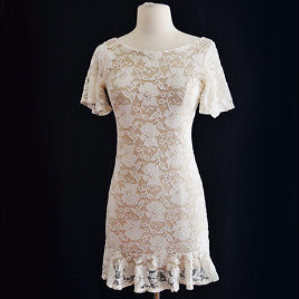 NWT Beige and Ivory Lace Ruffle Hem Dress